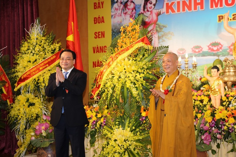 T.Ư Giáo hội trang nghiêm tổ chức Đại lễ Phật đản ảnh 15 1 hnoi 17.jpg