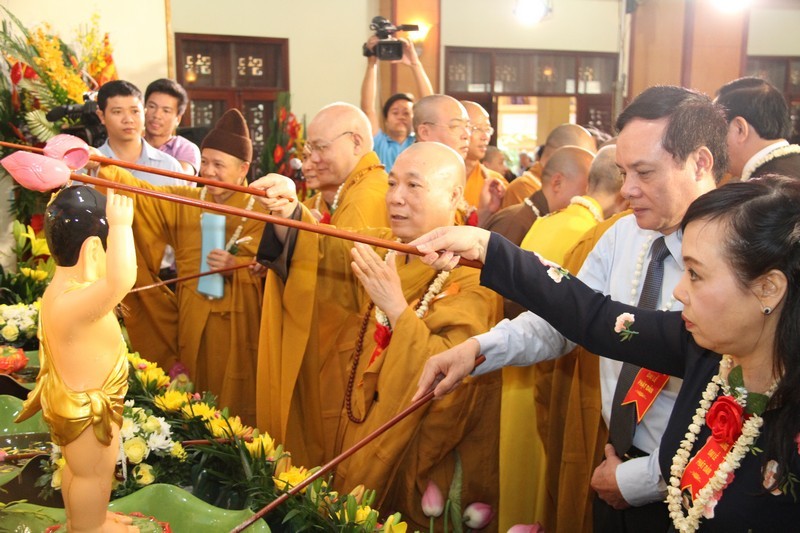 T.Ư Giáo hội trang nghiêm tổ chức Đại lễ Phật đản ảnh 21 1 hnoi 22.jpg
