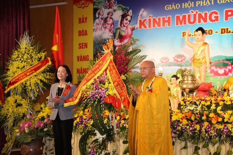 T.Ư Giáo hội trang nghiêm tổ chức Đại lễ Phật đản ảnh 14 1 hnoi 4.jpg