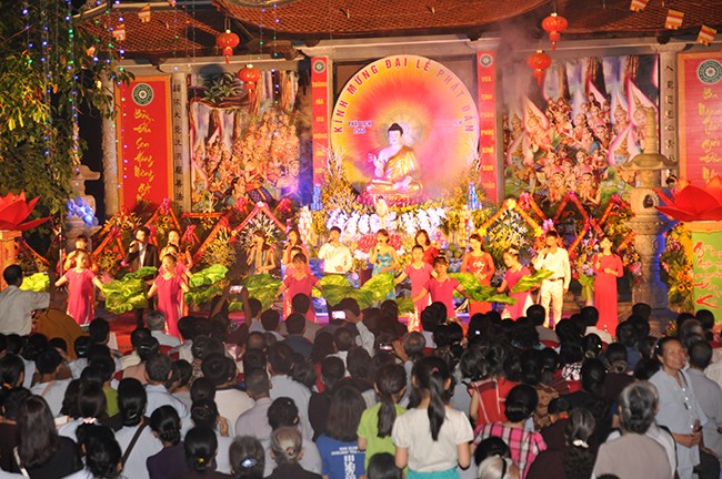 Đại lễ Phật đản 2016 tại tỉnh Lạng Sơn ảnh 1 chua Thanh 3.jpg