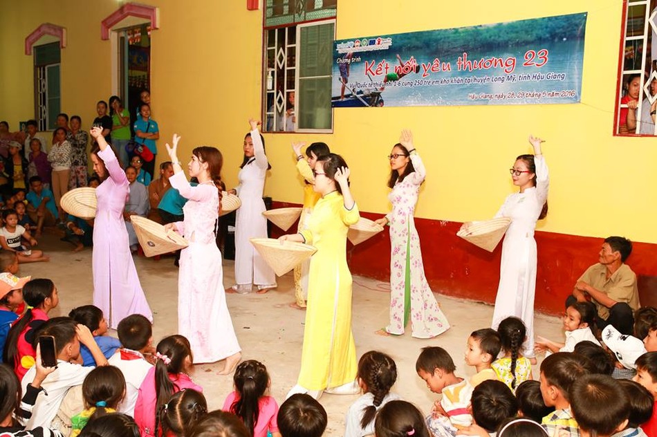 “Kết nối yêu thương” nhân ngày 1-6 ảnh 1 thieunhi1.jpg