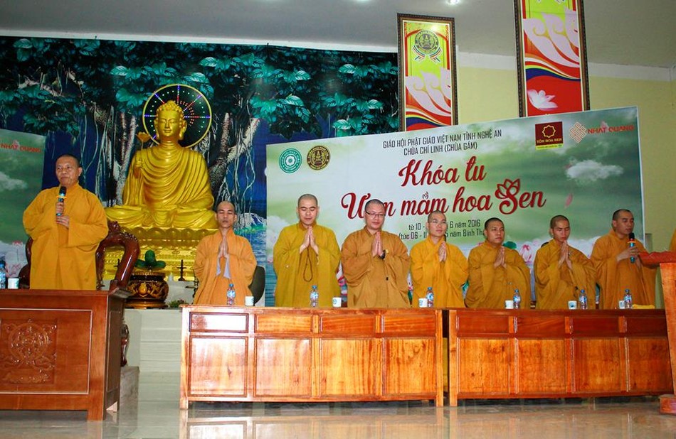 Chùa Chí Linh tổ chức khóa tu “Ươm mầm hoa sen” ảnh 1 chilinh2.jpg