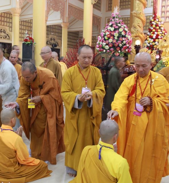 Tấn đàn truyền giới cho giới tử Giới đàn Đồng Huy ảnh 16 IMG_9411_972606648.jpg