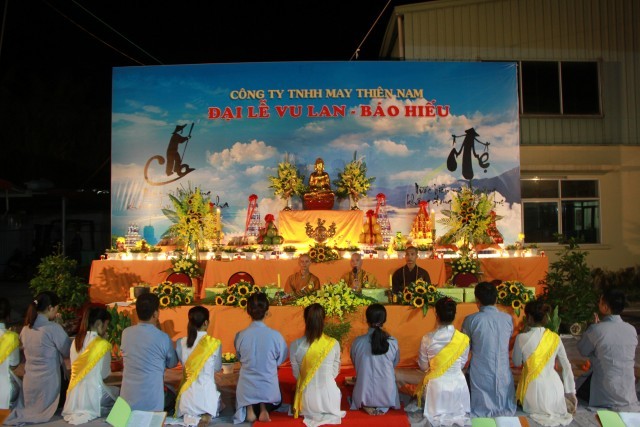 Hải Phòng: Một công ty thỉnh chư Tăng tổ chức lễ Vu lan ảnh 3 IMG_1084.jpg