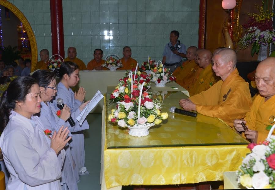 TP.HCM: Lễ Vu lan tại Việt Nam Quốc Tự ảnh 3 a vlvnqt 8.jpg