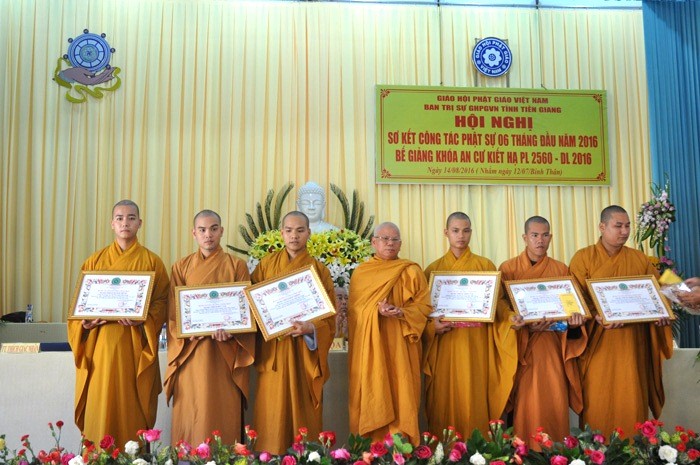 Tiền Giang: Sơ kết công tác Phật sự & bế hạ ảnh 4 sk10.jpg