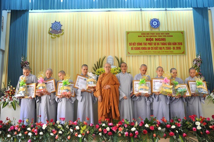 Tiền Giang: Sơ kết công tác Phật sự & bế hạ ảnh 6 sk13.jpg