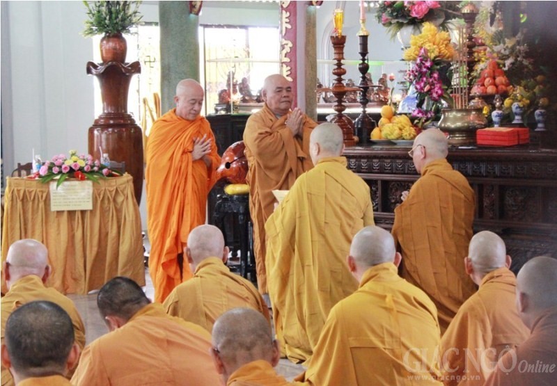 TP.HCM: Phật giáo Q.Gò Vấp tác pháp Tự tứ ảnh 5 11hk.jpg