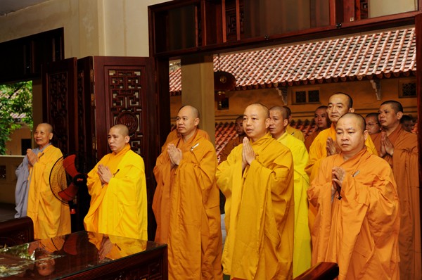 Hà Nội: Trường hạ Quán Sứ làm lễ Tự tứ ảnh 1 quansu 5.jpg