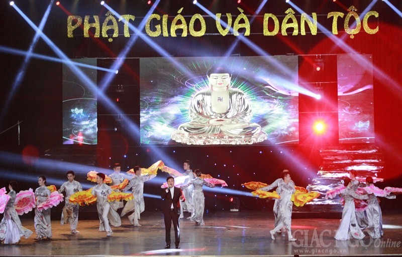 Chùm ảnh: Đêm văn nghệ “Phật giáo và dân tộc” ảnh 4 4vn.jpg