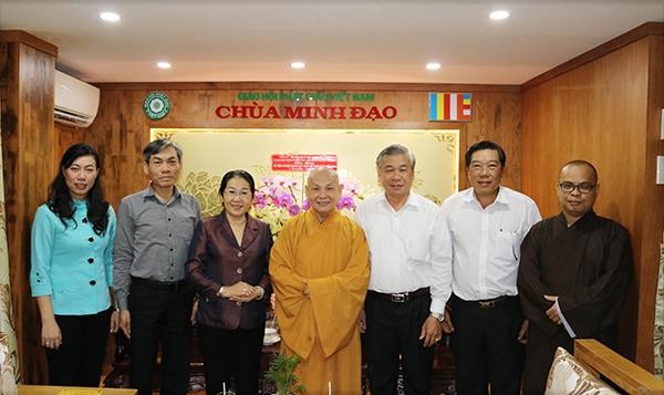 Lãnh đạo Thành ủy TP.HCM thăm HT.Thích Thiện Nhơn ảnh 2 6361376318051783322_3_jpg.jpg