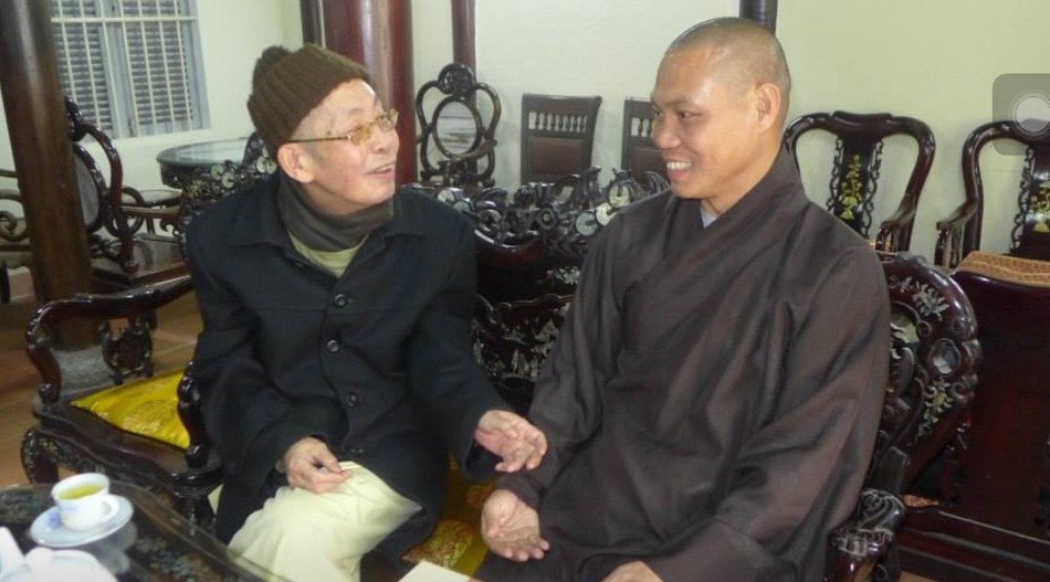 1 thay trichon 7.jpeg