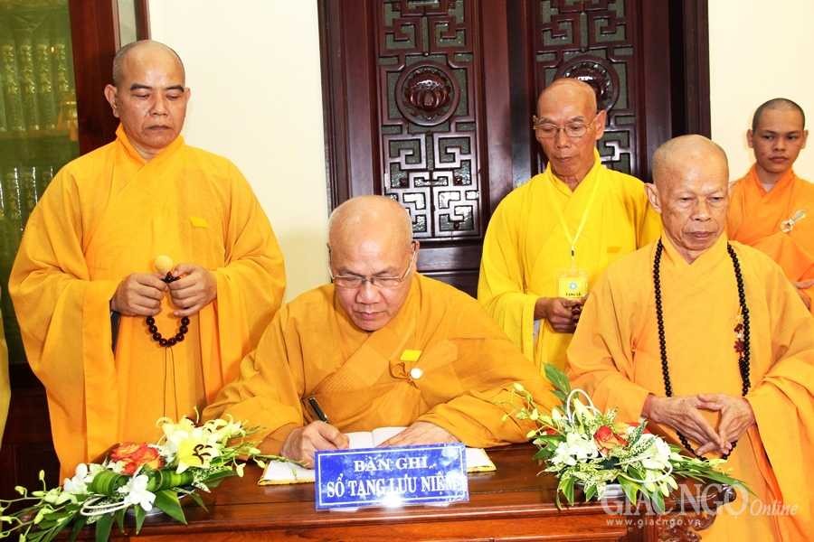 tang le HT CT (10).JPG