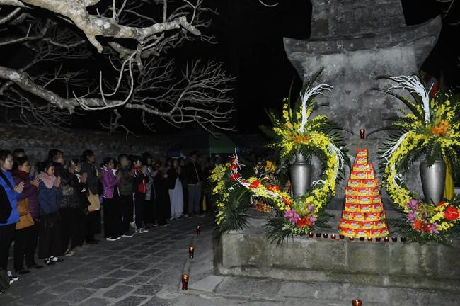 Tưởng niệm Đức Phật hoàng trên Yên Tử ảnh 10 1 a qninh 3.jpg