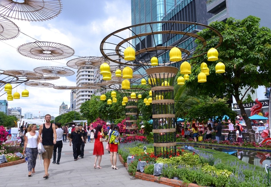 Duong Hoa Nguyen Hue - Xuan Dinh Dau (30).JPG