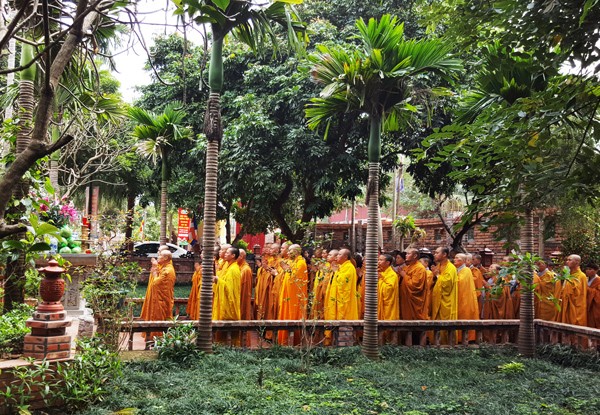 Tưởng niệm Đức Đệ nhị Pháp chủ - HT.Thích Tâm Tịch ảnh 4 ducdenhi 3.jpg