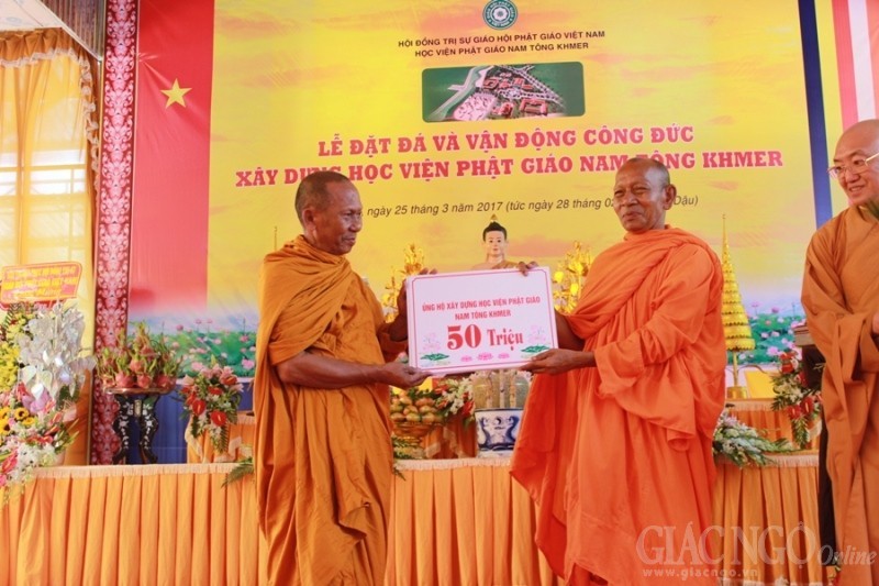 Đặt đá xây dựng Học viện Phật giáo Nam tông Khmer ảnh 16 24.jpg
