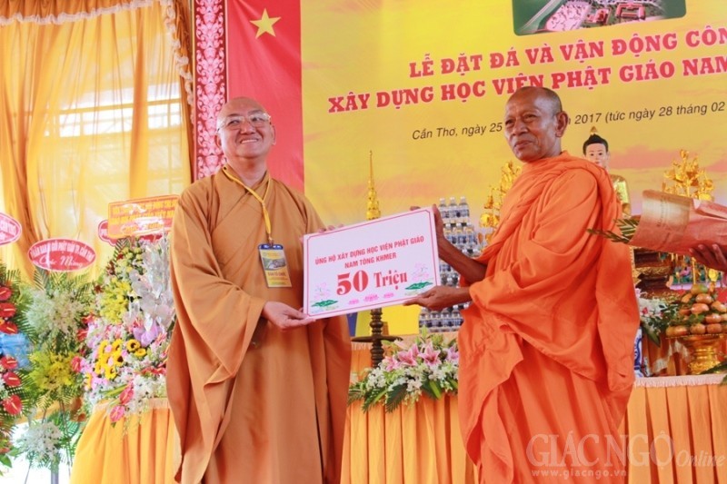 Đặt đá xây dựng Học viện Phật giáo Nam tông Khmer ảnh 17 25.jpg