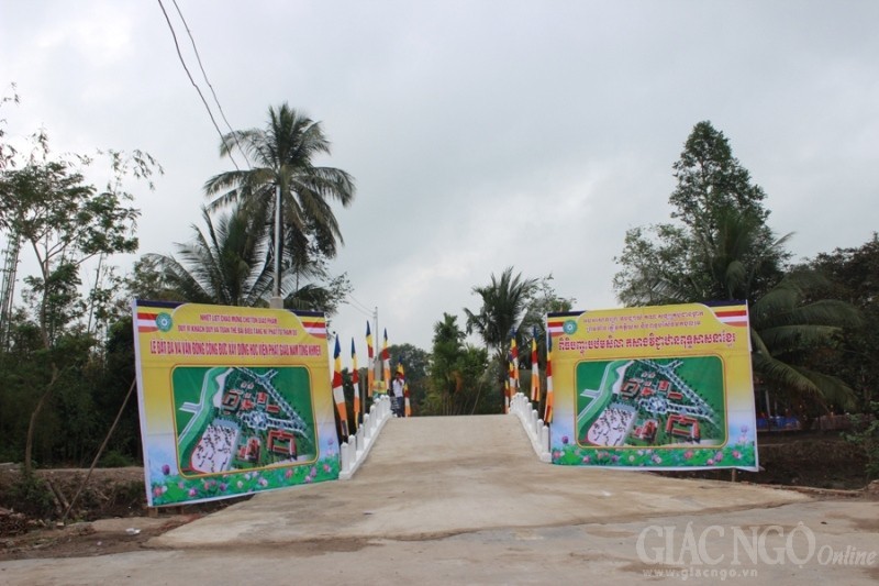 Đặt đá xây dựng Học viện Phật giáo Nam tông Khmer ảnh 23 29.jpg