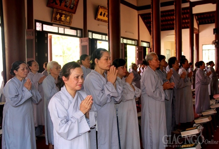 TT-Huế: Lễ khai và tụng kinh Pháp hoa ảnh 3 1 quangdien3.jpg