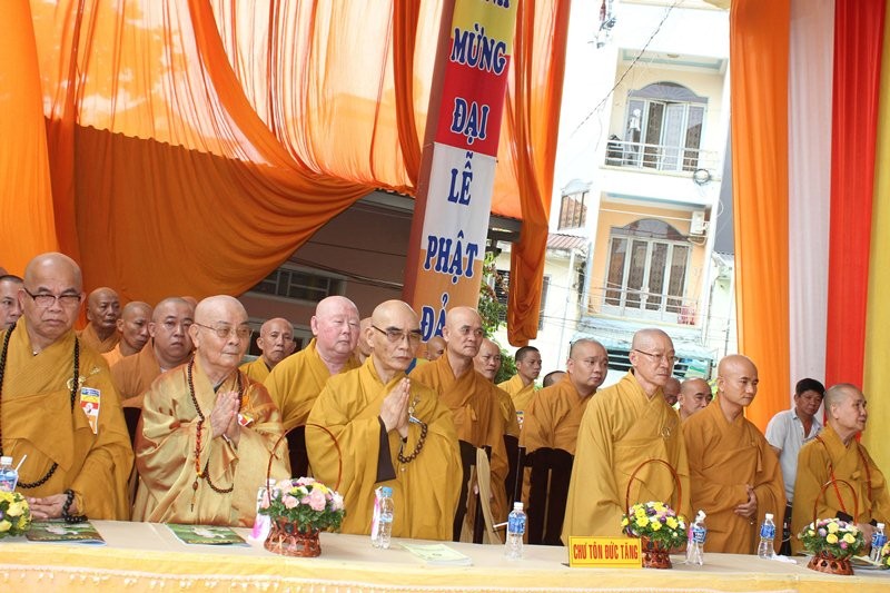 Trang nghiêm Đại lễ Phật đản tại Q.11 ảnh 3 2a.jpg