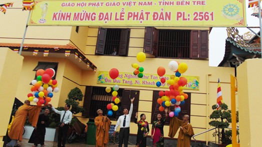 Phật giáo Bến Tre mừng Phật đản PL.2561 ảnh 5 9bt.jpg