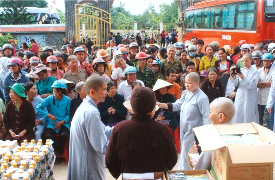 Đắc Nông: Ban TTXH T.Ư trao tặng 1.000 phần quà ảnh 3 Untitled-2.jpg