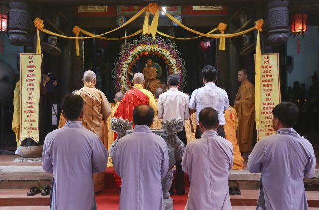 Cung rước tôn tượng Thiền sư Minh Châu Hương Hải ảnh 8 32.jpg