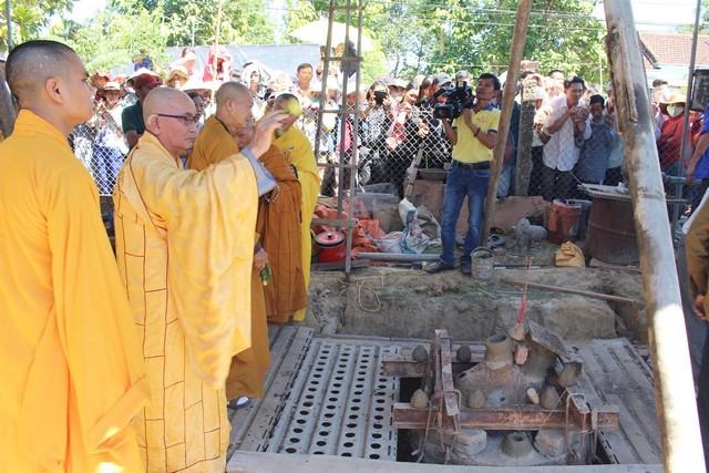 IMG_1866 (1) (Copy).jpg