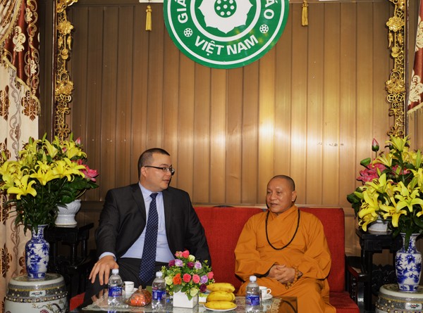 GHPGVN tiếp các đại diện nước ngoài tới thăm ảnh 1 02_2_jpg.jpg