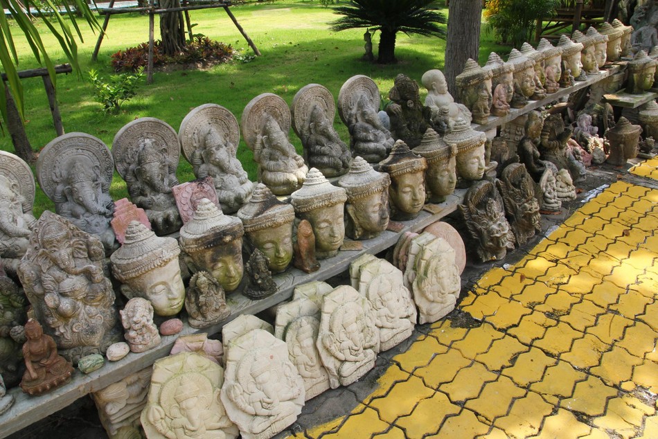 Bộ sưu tập của chồng cô Nualchan f2acd99765f3e8bf863e342efff5f72c.jpeg