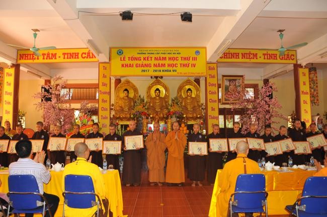 Trường TCPH Hà Nội khai giảng năm học mới ảnh 6 34_jpg.jpg