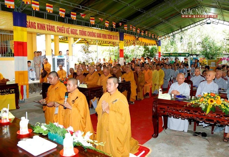 TP.HCM: Bổ nhiệm trụ trì chùa Phước Nguyên ảnh 3 a bnhiem05.jpg