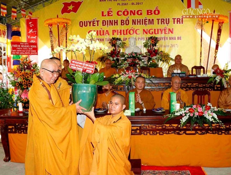 TP.HCM: Bổ nhiệm trụ trì chùa Phước Nguyên ảnh 4 a bnhiem10.jpg