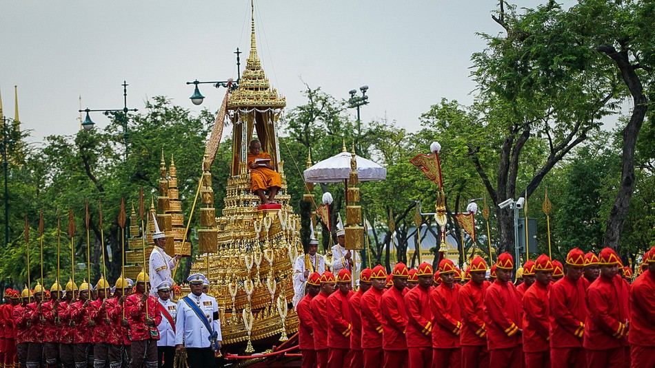 hoa-tang-vua-thai-lan2-1509012497762.jpg