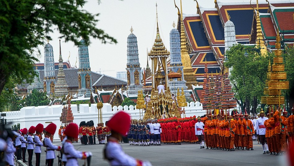 hoa-tang-vua-thai-lan22-1509012497793.jpg