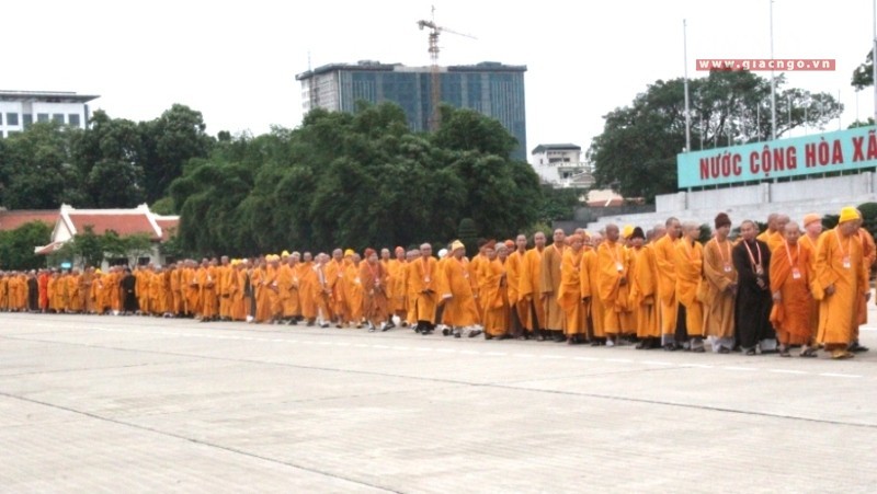 Viếng lăng Chủ tịch Hồ Chí Minh ảnh 12 12.jpg