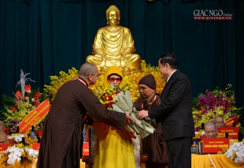 Trọng thể khai mạc Đại hội Phật giáo toàn quốc lần VIII ảnh 8 a km12.jpg