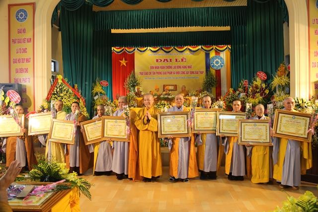 BTS Phật giáo Nam Định đón nhận Huân chương Lao động ảnh 5 img_6164-copy-copy_1.jpg