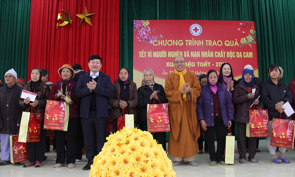 Hưng Yên: Phật giáo chăm lo Tết cho đồng bào ảnh 1 img_1449-copy.jpg
