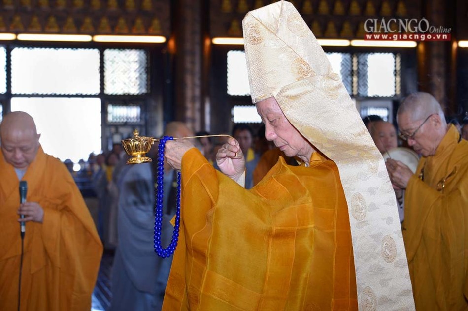 Khai dan Duoc Su - chua Hue nghiem (3).jpg