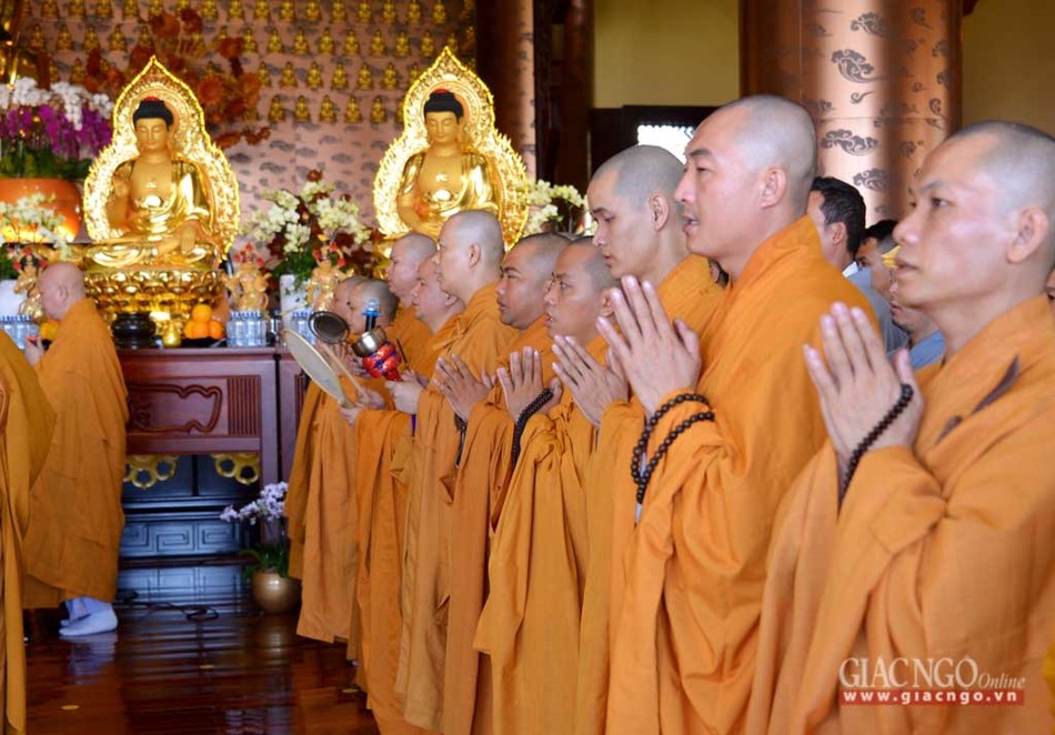 Khai dan Duoc Su - chua Hue nghiem (30).jpg