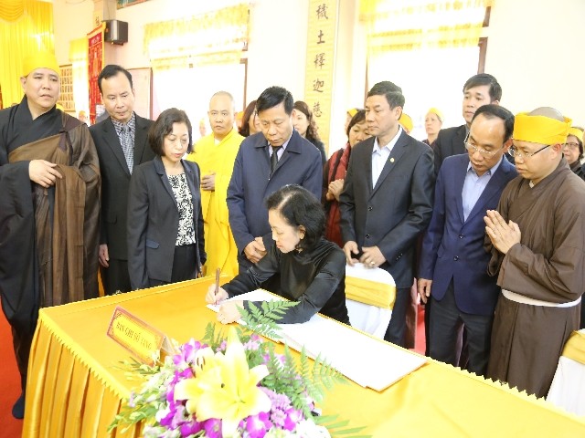 Lễ nhập kim quan Đại lão HT.Thích Thanh Sam ảnh 14 img_9696.jpg
