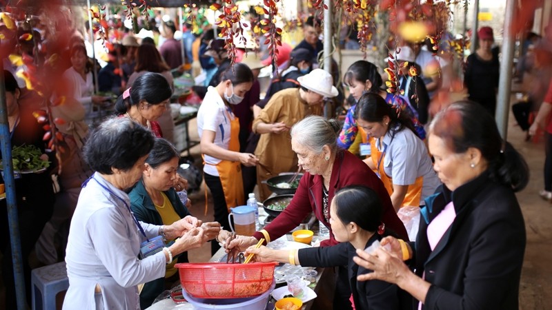 Đắk Nông: Tiệc buffet chay gây quỹ tại chùa Liên Hoa ảnh 1 IMG_6988.jpg