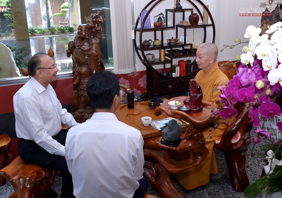 G_ CA TPHCM mung Phat dan (1).jpg