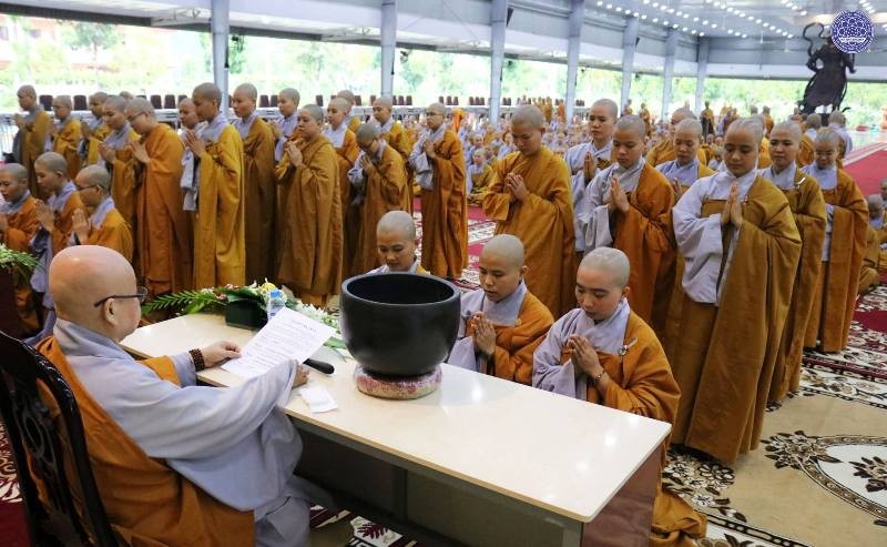 Hơn 700 Tăng Ni sinh Học viện PGVN tại TP.HCM an cư ảnh 12 13hv.jpg
