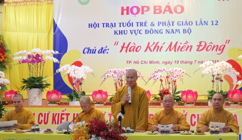 HOP-BAO-HOI-TRAI.JPG