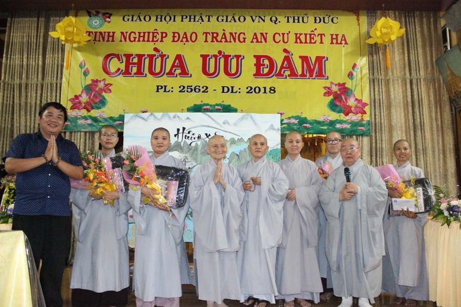 Hội thi diễn giảng tại trường hạ chùa Ưu Đàm ảnh 3 8_.jpg