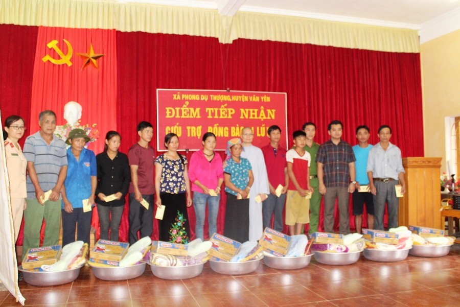 Quan Âm tu viện tặng quà các tỉnh vùng Tây Bắc ảnh 1 IMG_6483.jpg