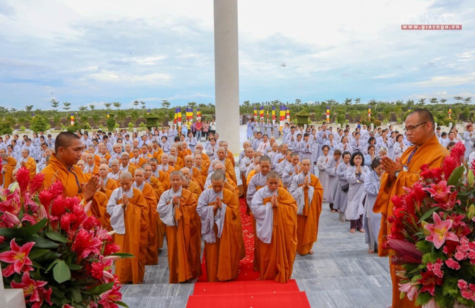 Tiền Giang: Hơn 3 vạn người dự khánh thành Tứ động tâm ảnh 8 24.jpg